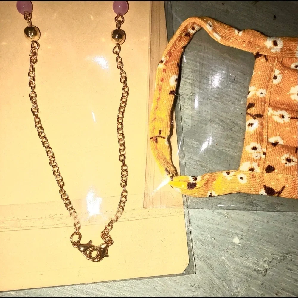New Chain holder and Face Mask